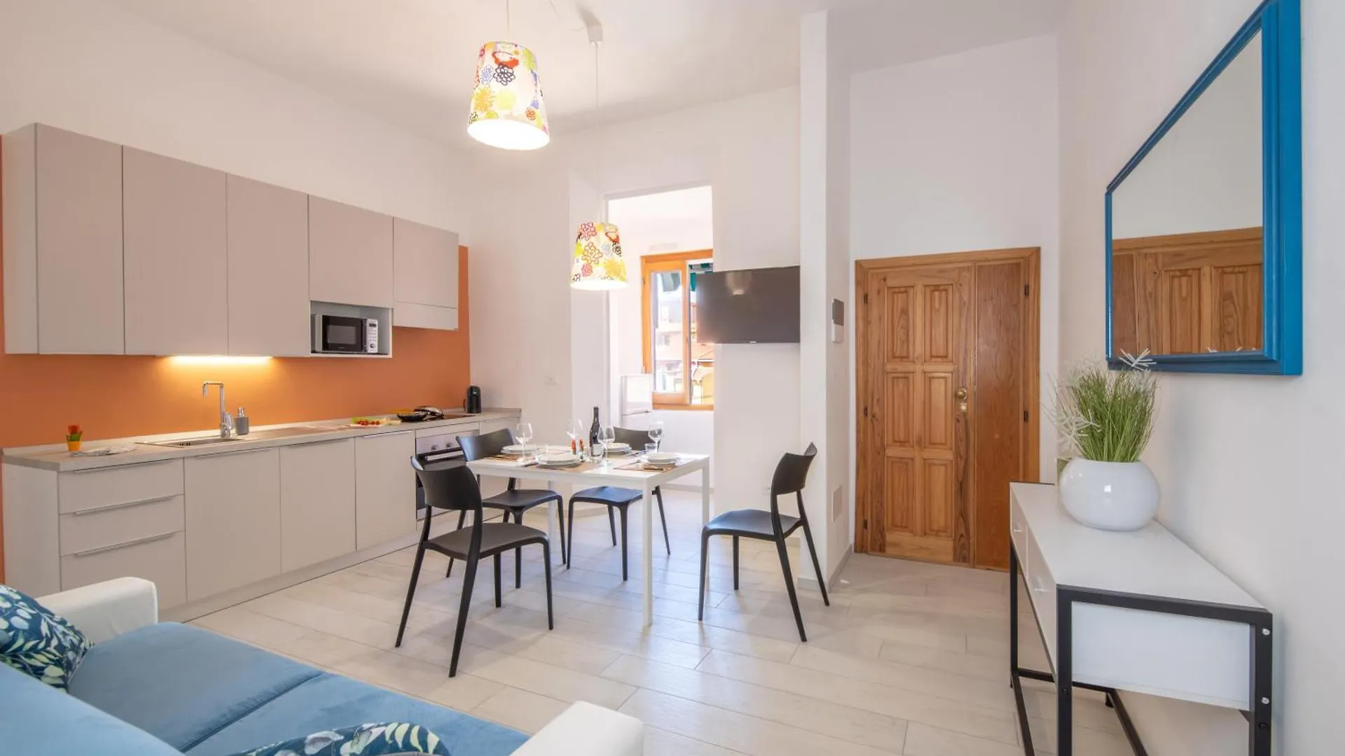 Piombino Apartments Casa De Amicis 0*,  Olaszország